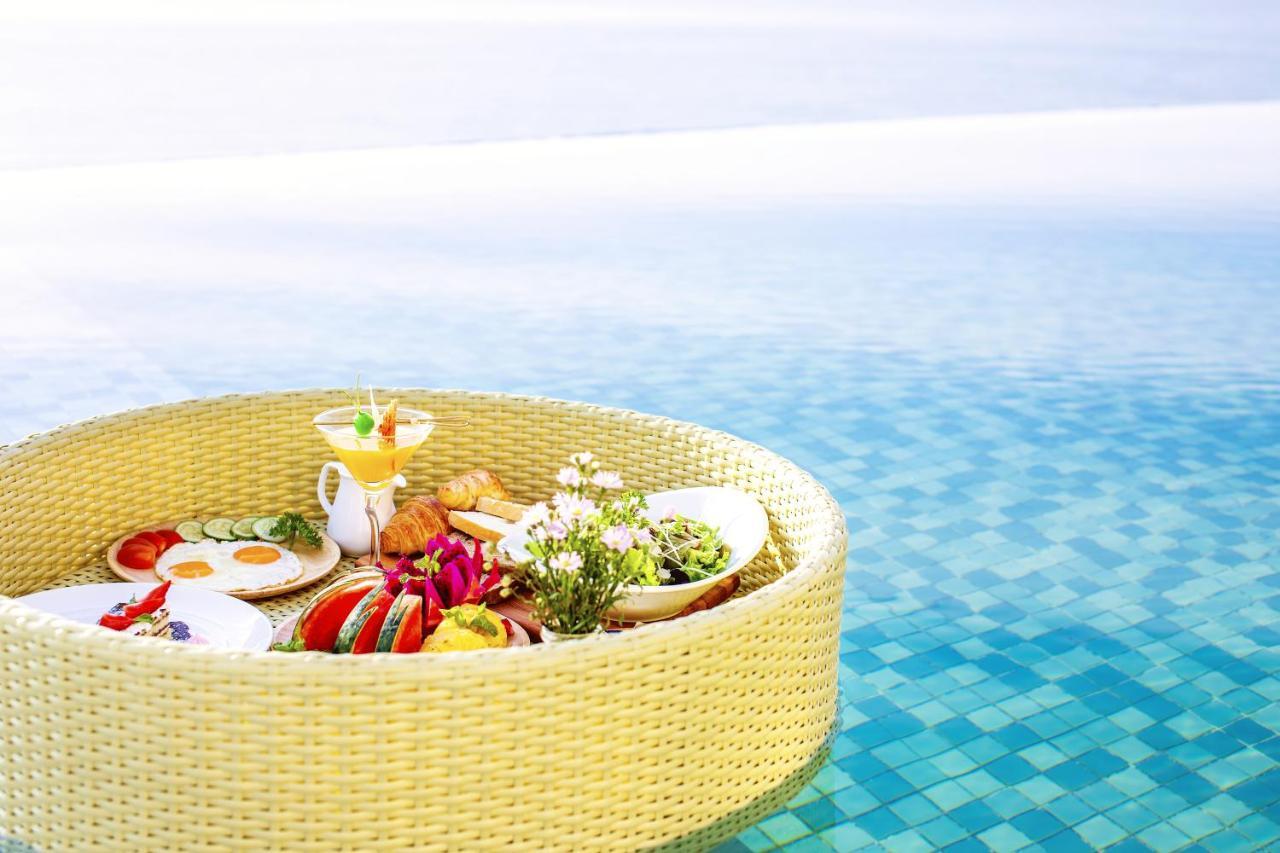 Maximilan Danang Beach Hotel Zewnętrze zdjęcie