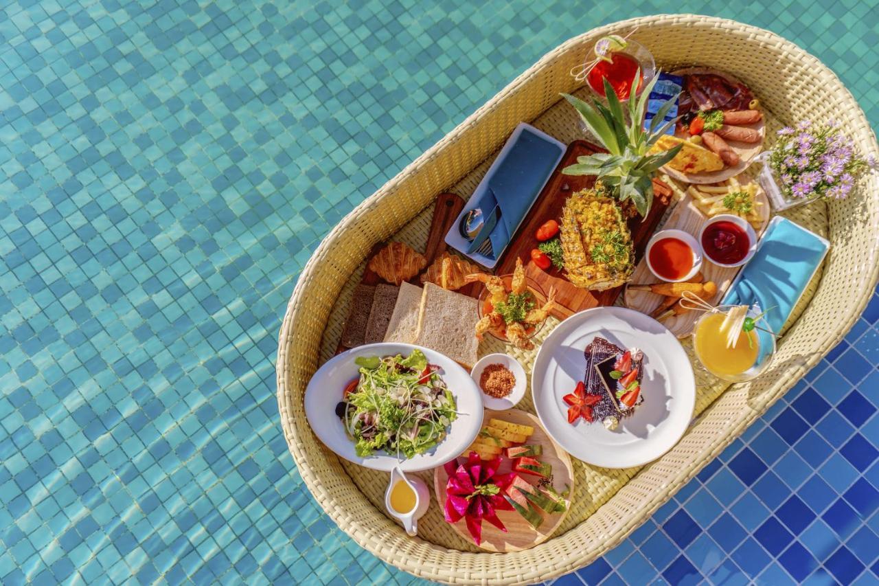 Maximilan Danang Beach Hotel Zewnętrze zdjęcie