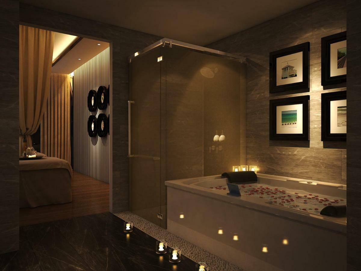 Maximilan Danang Beach Hotel Zewnętrze zdjęcie