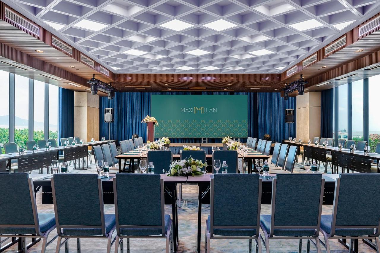 Maximilan Danang Beach Hotel Zewnętrze zdjęcie